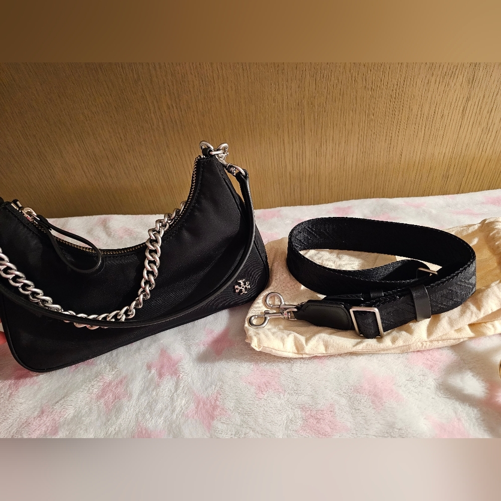 Tory Burch 151 Small Mercer Crescent Shoulder Bag